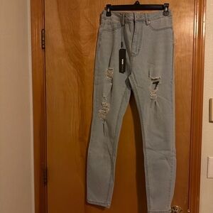 Light Wash Booty Lifting Skinny Jeans